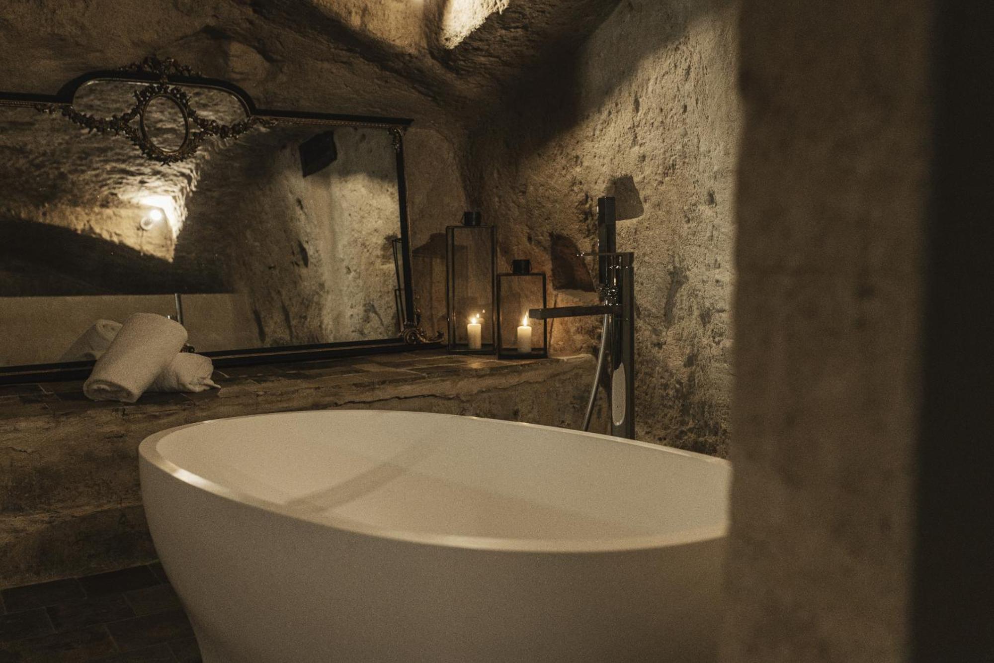 Отель Aque Cave Матера Экстерьер фото